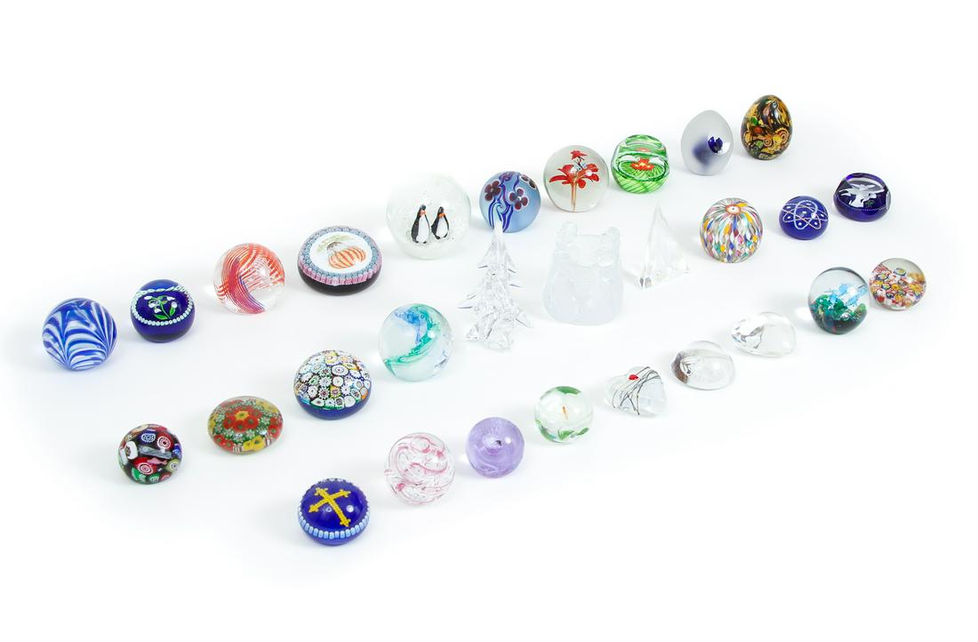 Lot 29 Glass Crystal Paperweights (1 of 11)