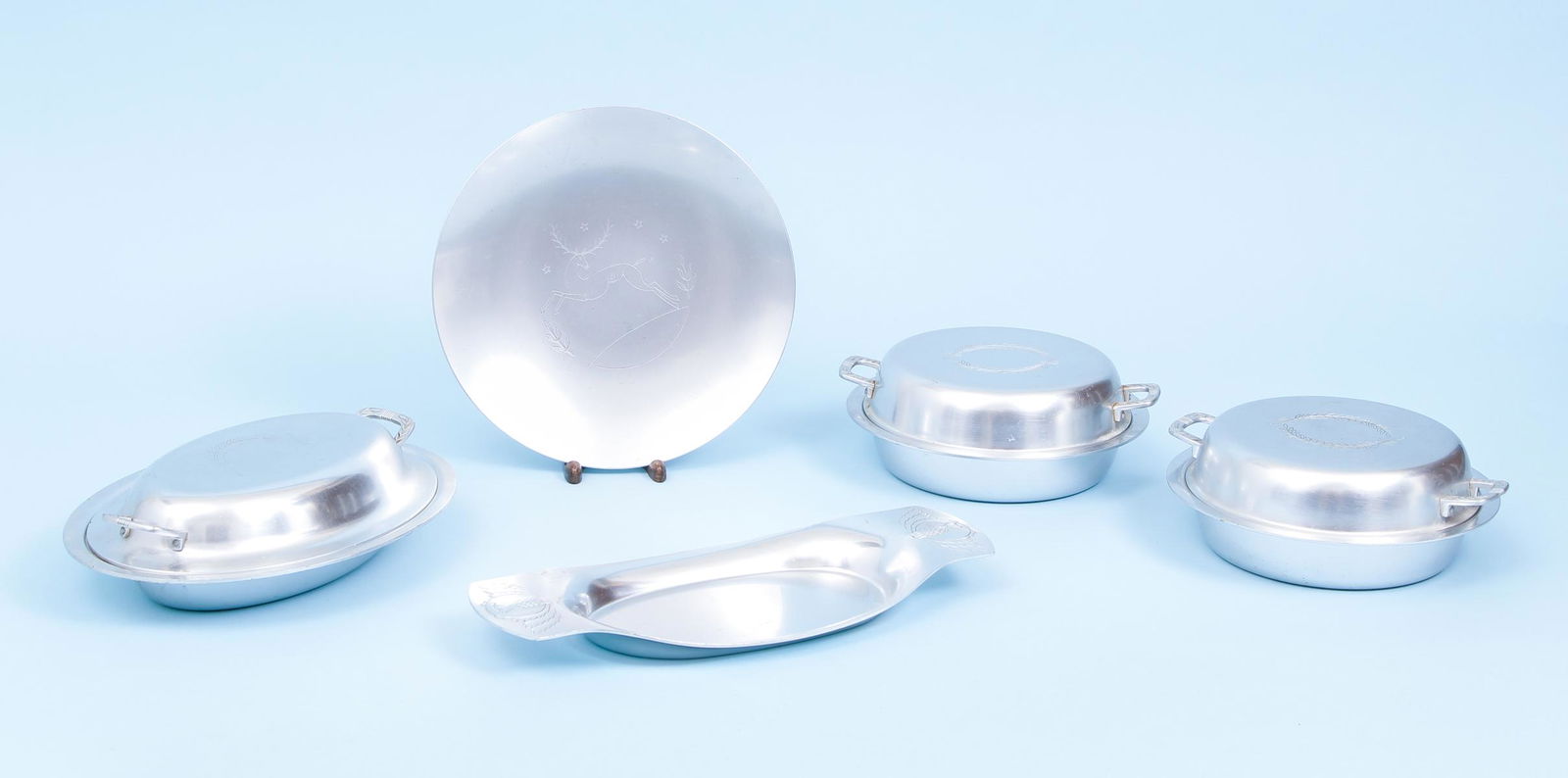 2 Kensingtonware bowls Pineapple tray Deer Plate and (1 of 17)