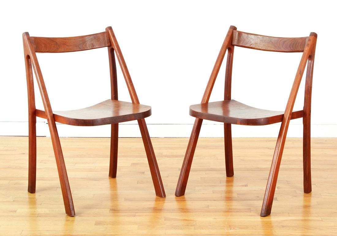 Pair Mid Century Wood Chairs: Pair of Mid Century Modern wood chairs, no maker's mark, likely Scandinavian, c.1970s, 31 x 19 x 18 inches.