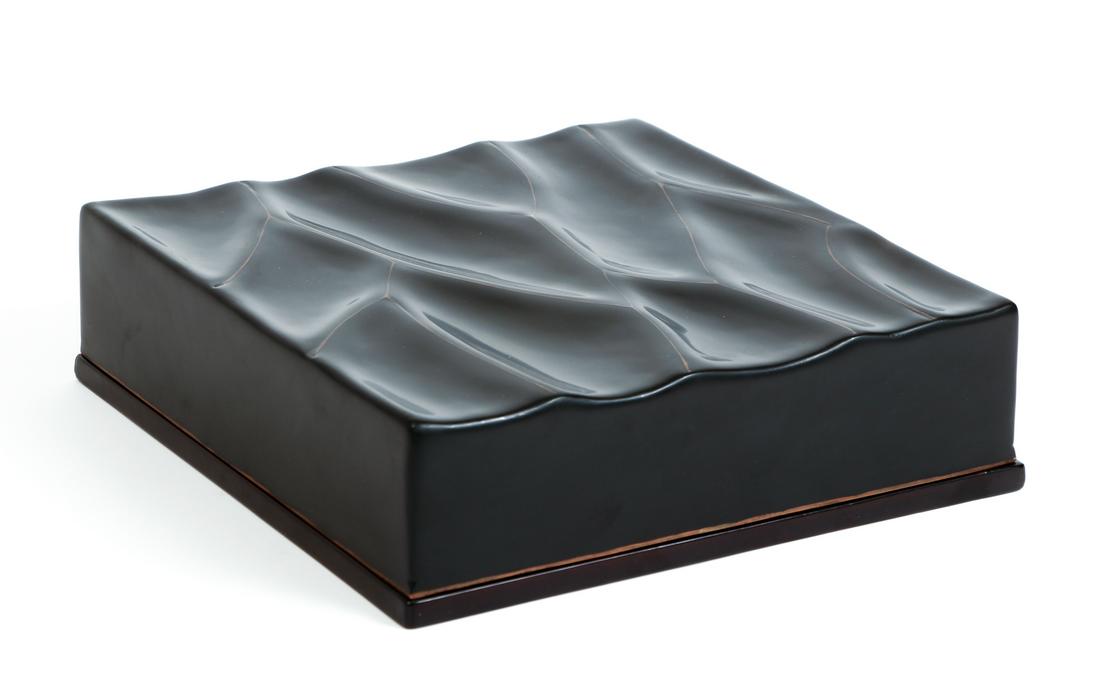 Robert Kuo Black Lacquer Tree Trunk Box (1 of 8)