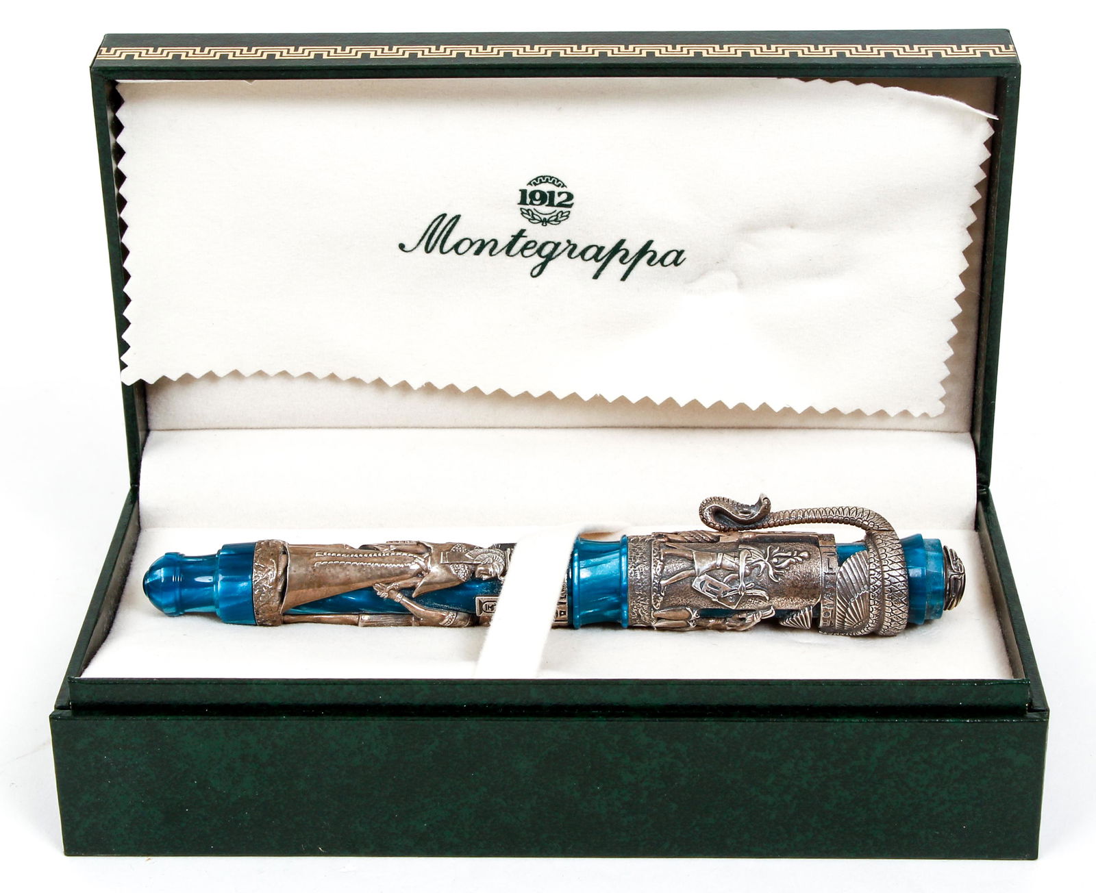 Montegrappa Luxor Blue Nile Fountain Pen (1 of 9)