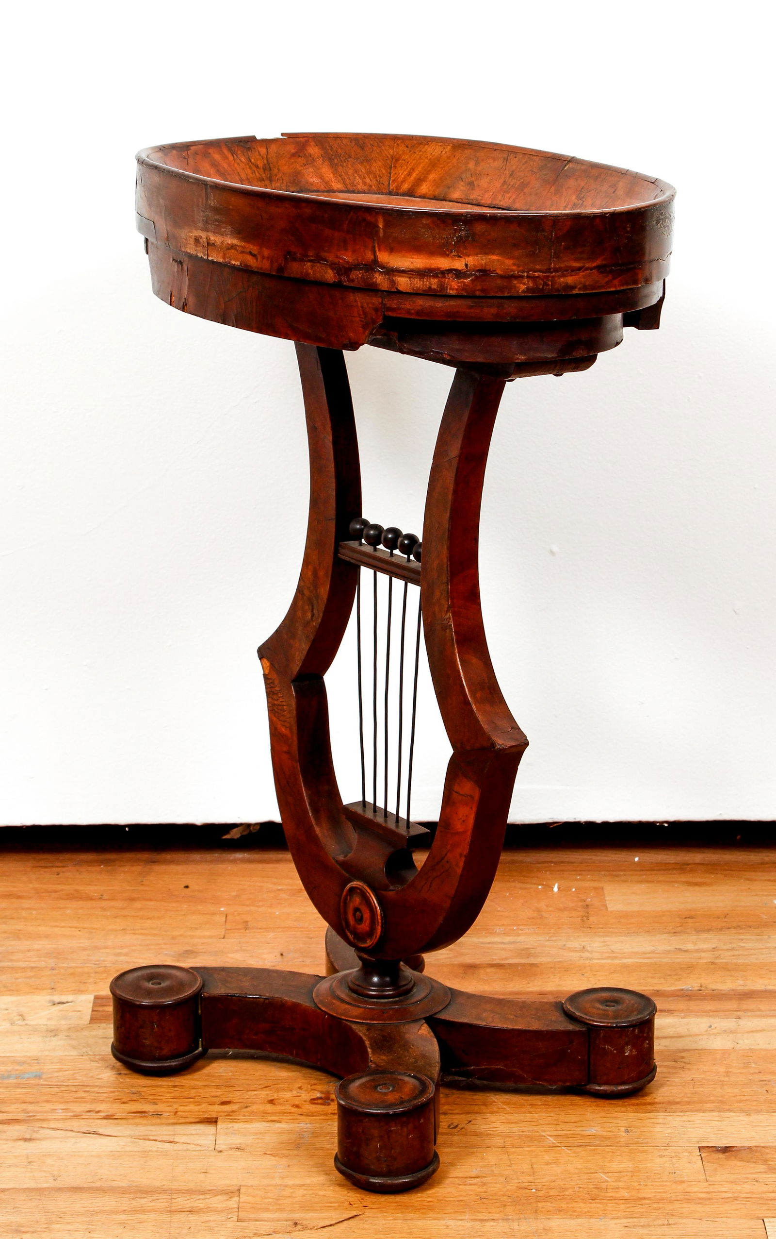 Lyre Base Tray Top Occasional Table (1 of 6)