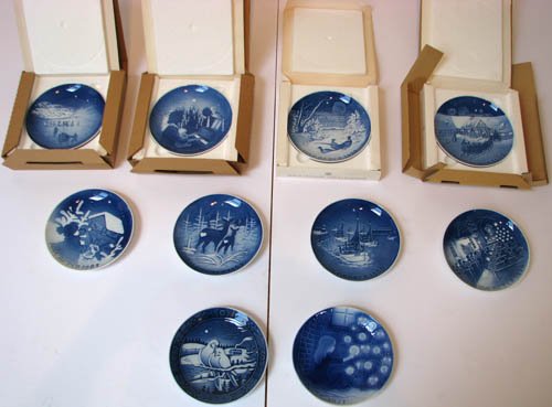 10 Bing & Grondahl Copenhagen Porcelain Collector': Artist: Title: 10 Bing & Grondahl Copenhagen Porcelain Collector's Plates, by Georg Jensen and Svend Jensen, years 1965-1972, many with original boxes/brochures Mediu