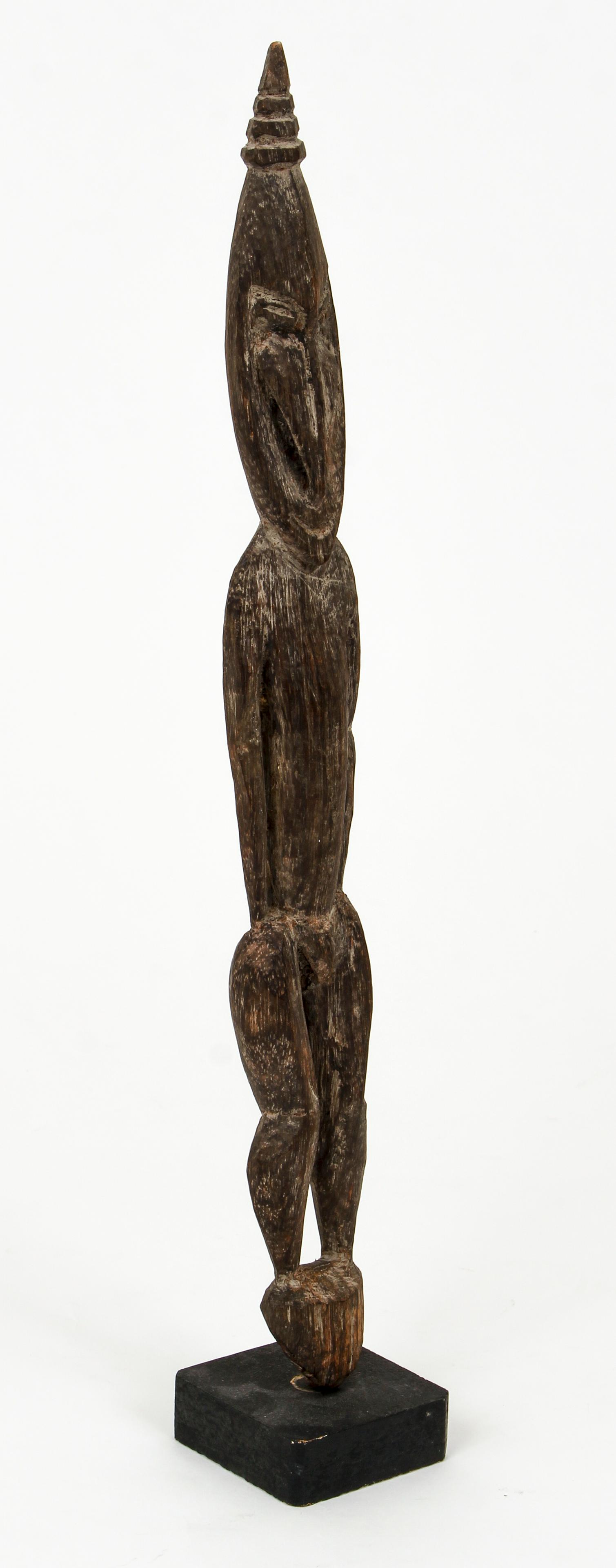 Papua New Guinea Standing Figure carving: Papua New Guinea standing Ramu River Male Ancestor Figure, 14.25 inches tall