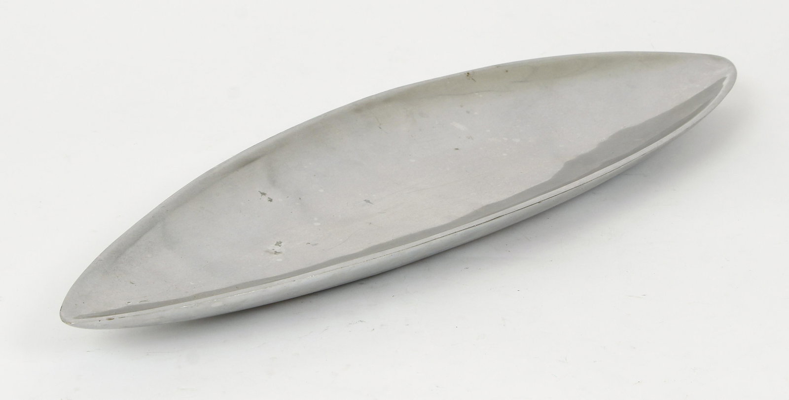 Nambe Oval Tray 550: Oval tray by Nambe, metal, marked with number 550 on base, 19.75 inches wide.