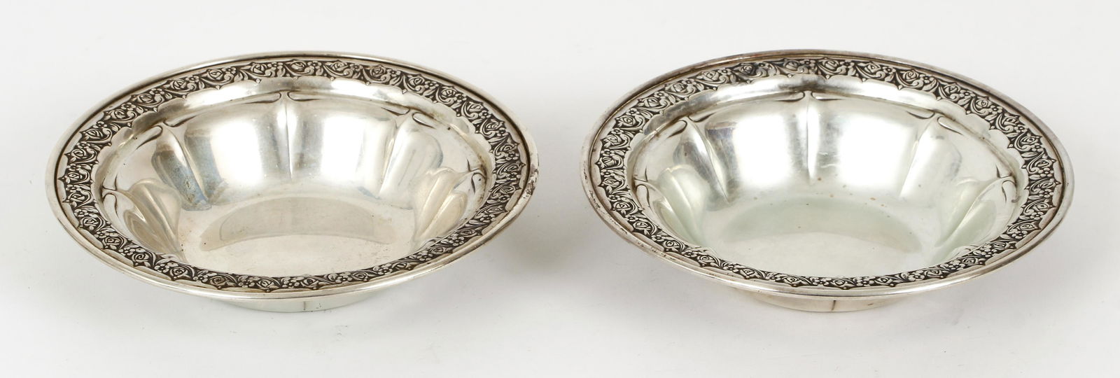 Pair Gorham Sterling Floral Engraved Nut Bowls (1 of 6)