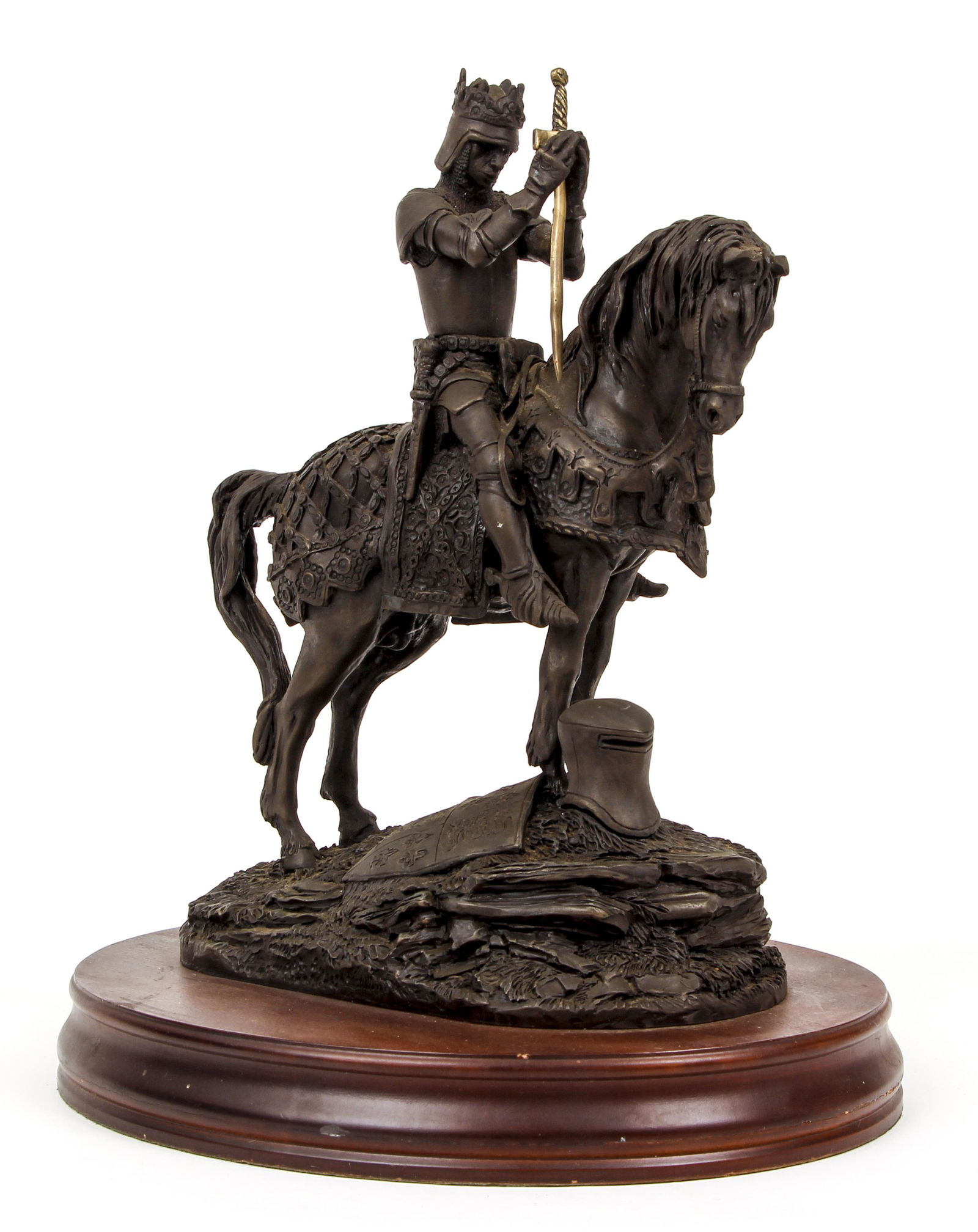 Bronze Crusader Knight astride Horse (1 of 8)