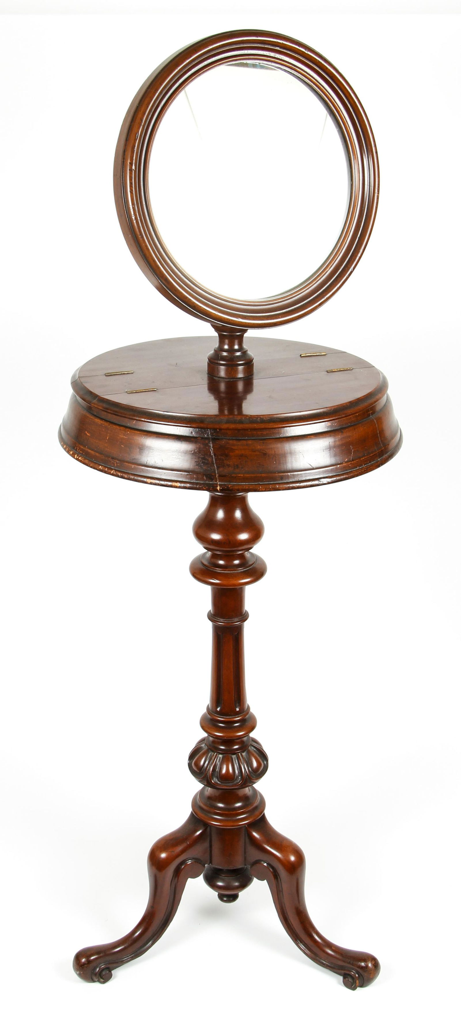 Good quality 19th. C. mahogany Gentlemen's shaving (1 of 5)