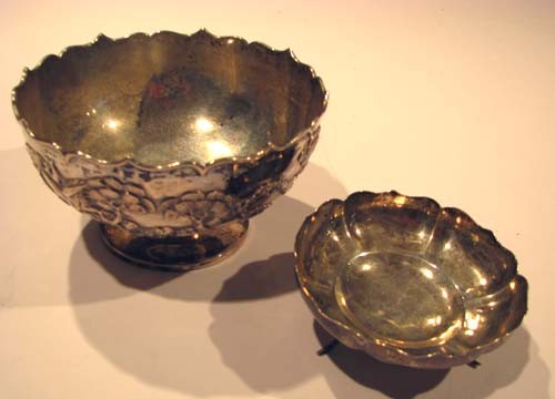 Chinese Silver Bowl with Ginko Decoration and Foot: Chinese Silver Bowl with Ginko Decoration (Sing Fat) and Footed Dish (Wang Hing) Date: c. 1870-1920 Medium: chinese silver Dimensions: 14.5 oz total weight Signature: marked SF 90 with Chinese charact