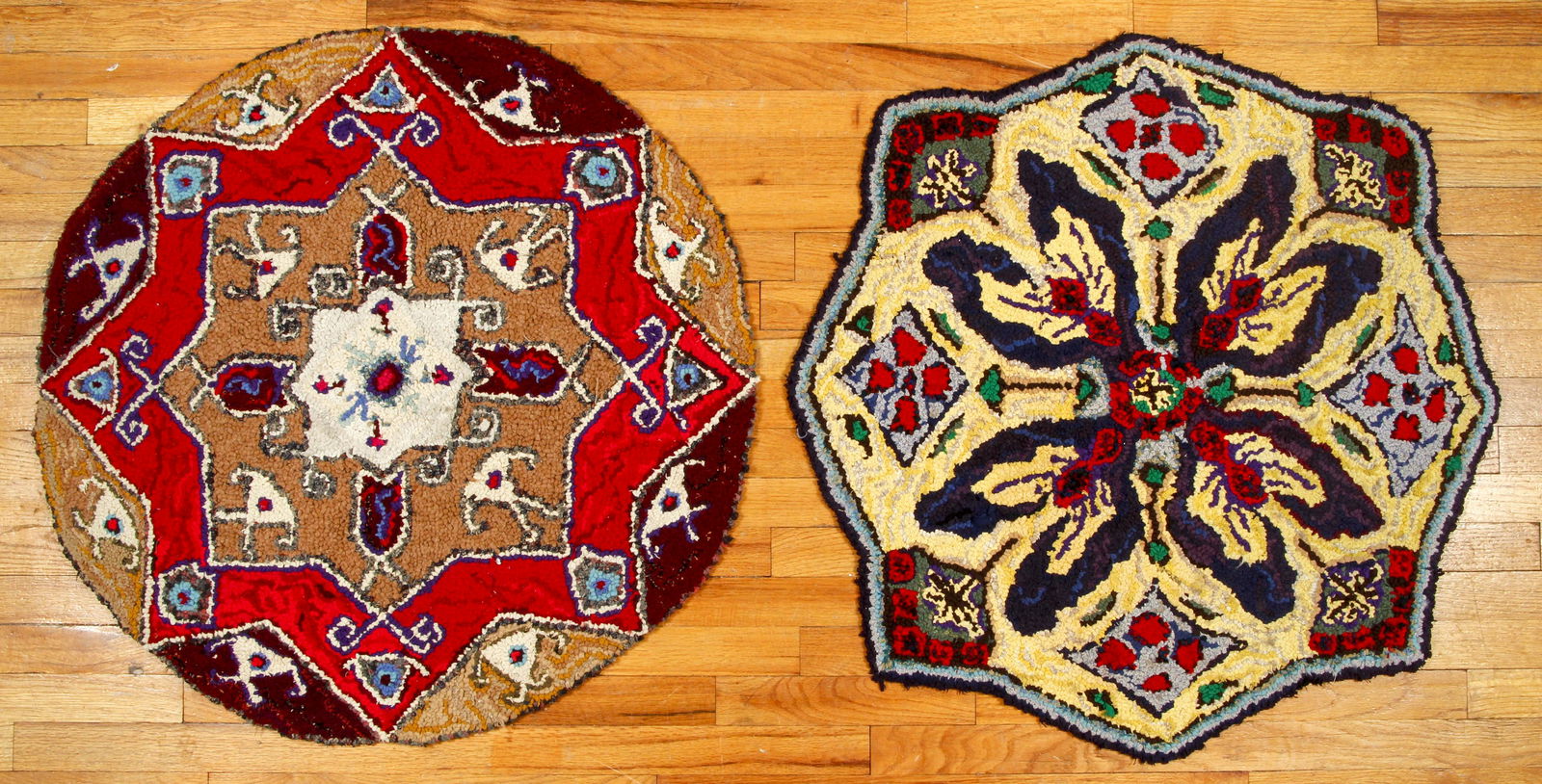 Pair of Alice Black Colorful Circular Hooked Rugs (1 of 6)
