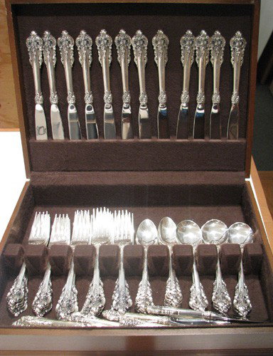 Grande Baroque by Wallace 12 Sterling Settings: Artist: Wallace Silversmiths Title: Boxed Set of 72 pc.s including 12 Place Settings of Grande Baroque, 12 knifes, 12 salad forks, 12 dinner forks, 12 teaspoons, 12 soup spoons, 12 butter knifes