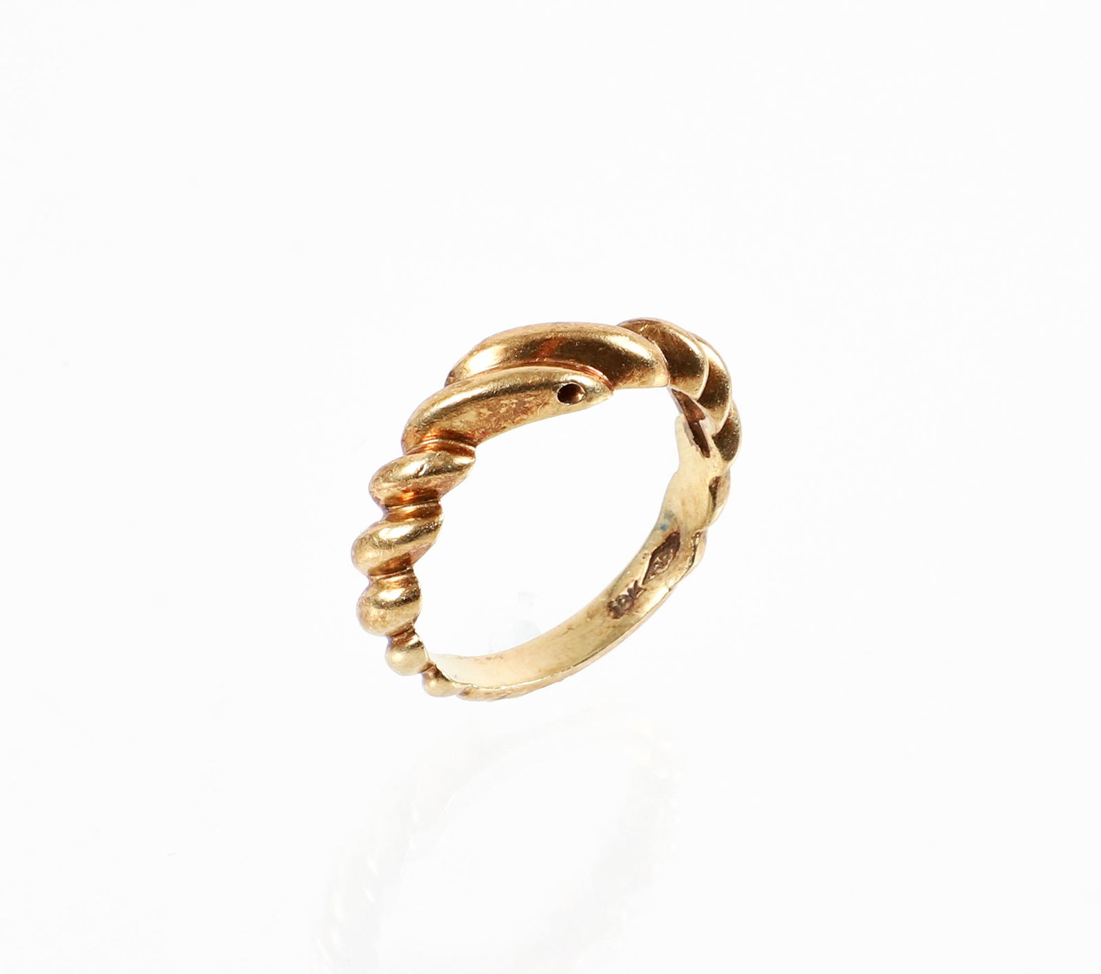 18K Spiral Ring (1 of 3)
