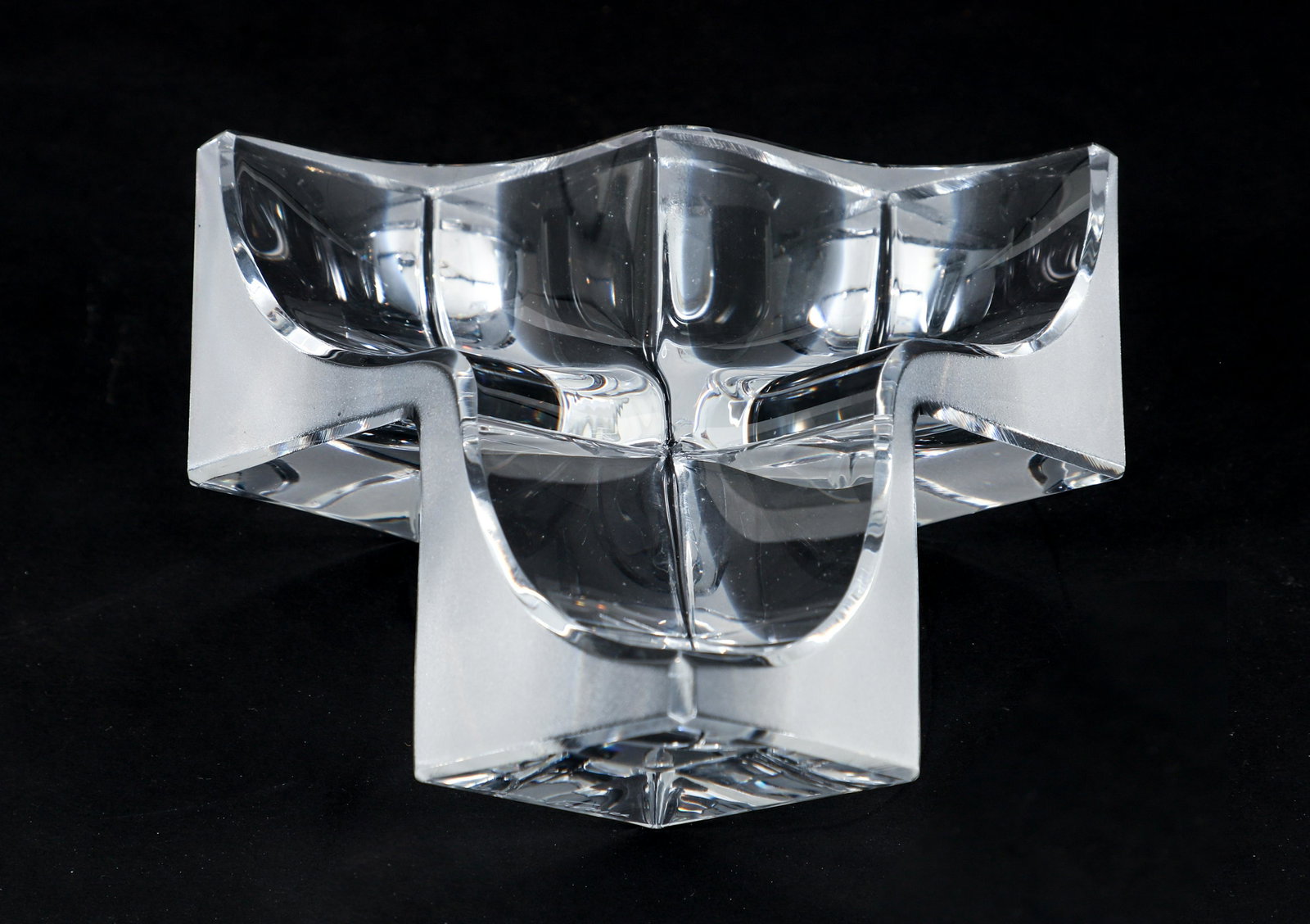 Daum Frosted Crystal Vide Poche Bowl: France, late 20th century, clear and frosted crystal cubist bowl, signed Daum France, 3.5 x 8 x 8 inches.