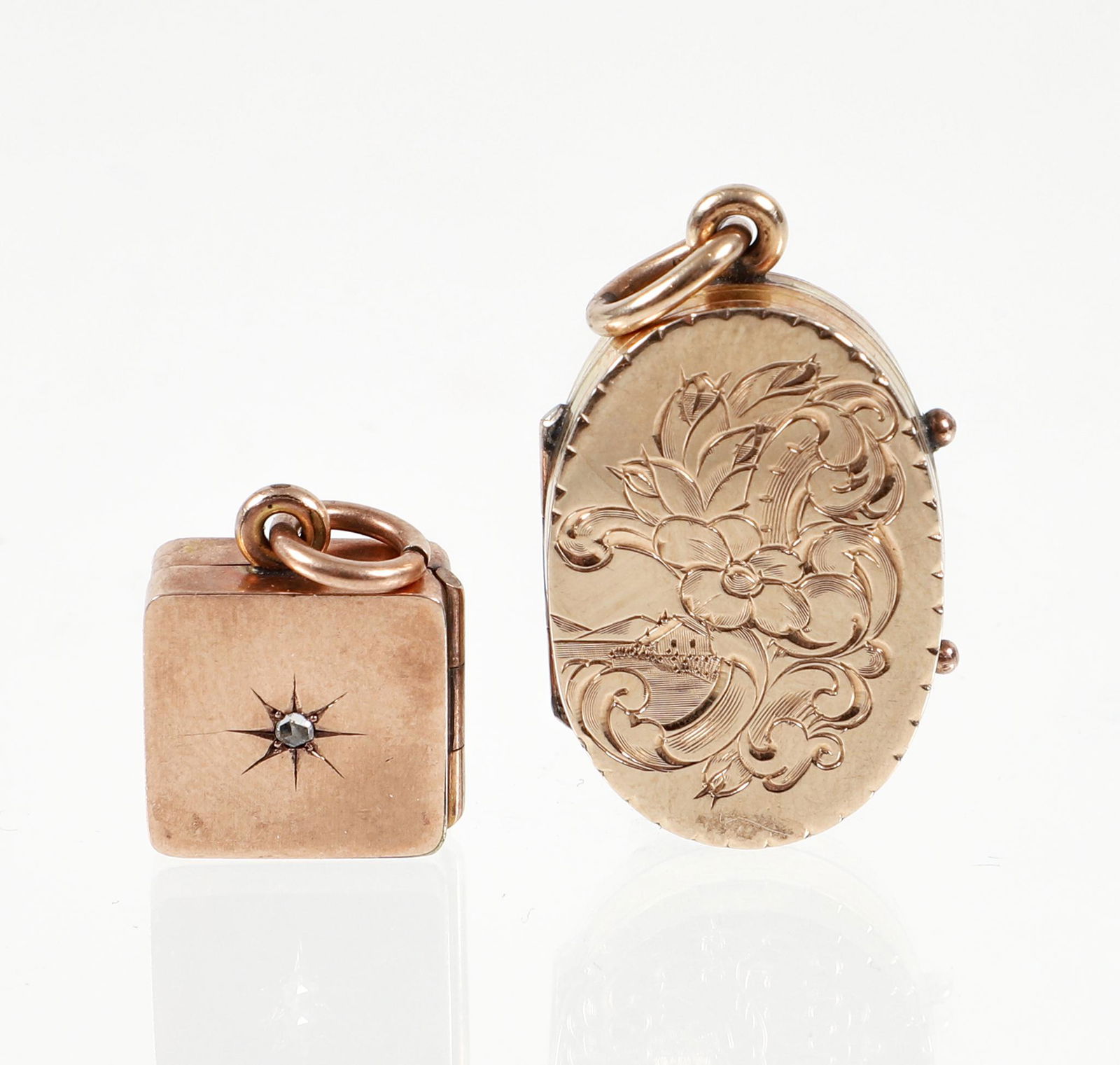 2 Antique Lockets (1 of 3)