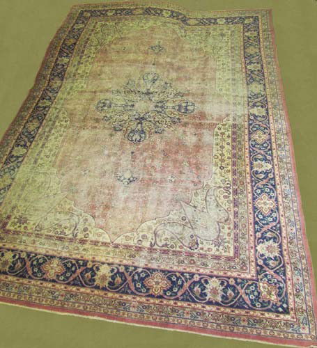 Sivas, Turkey Carpet: Artist: Turkish Title: Sivas, Turkey Date: antique Medium: carpet Dimensions: 13.3 x 9.10 feet