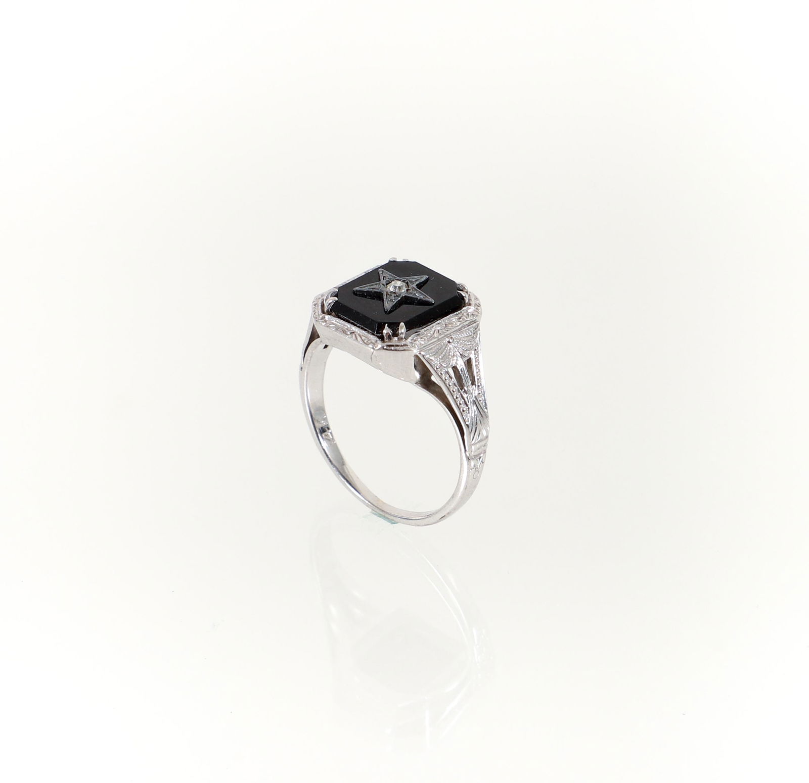 14K Onyx Diamond Star Ring (1 of 5)