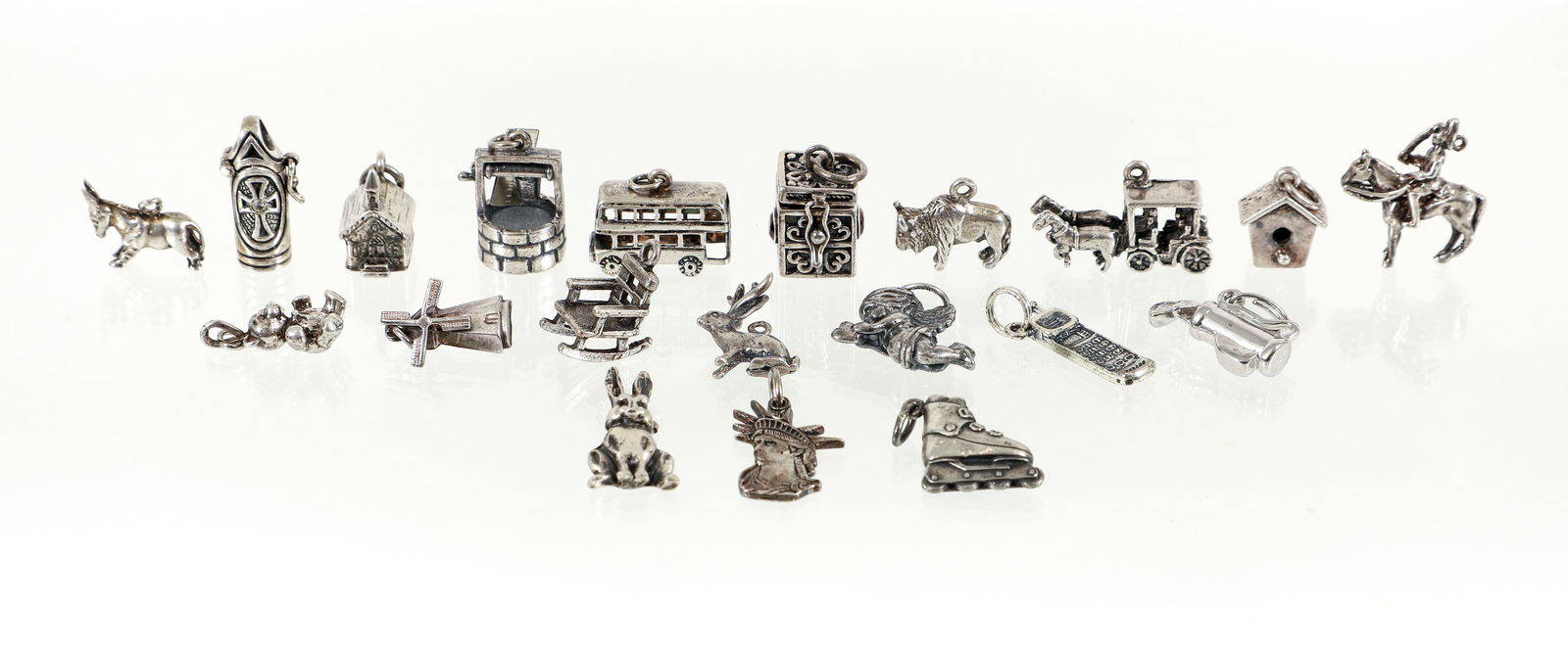 Lot of Silver Bracelet Charms (1 of 7)