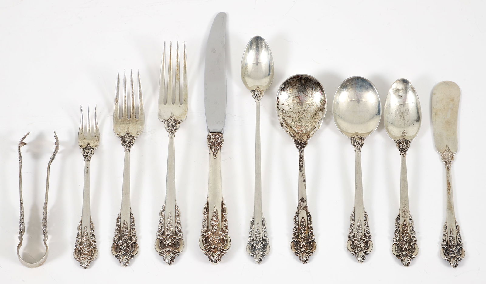 86 Pc Wallace Sterling Silver Grand Baroque Flatware (1 of 7)