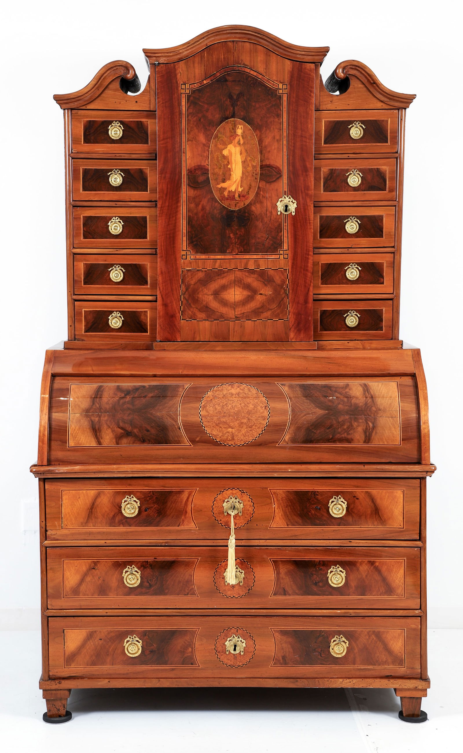 18th century German Walnut Marquetry Bureau Desk (1 of 14)