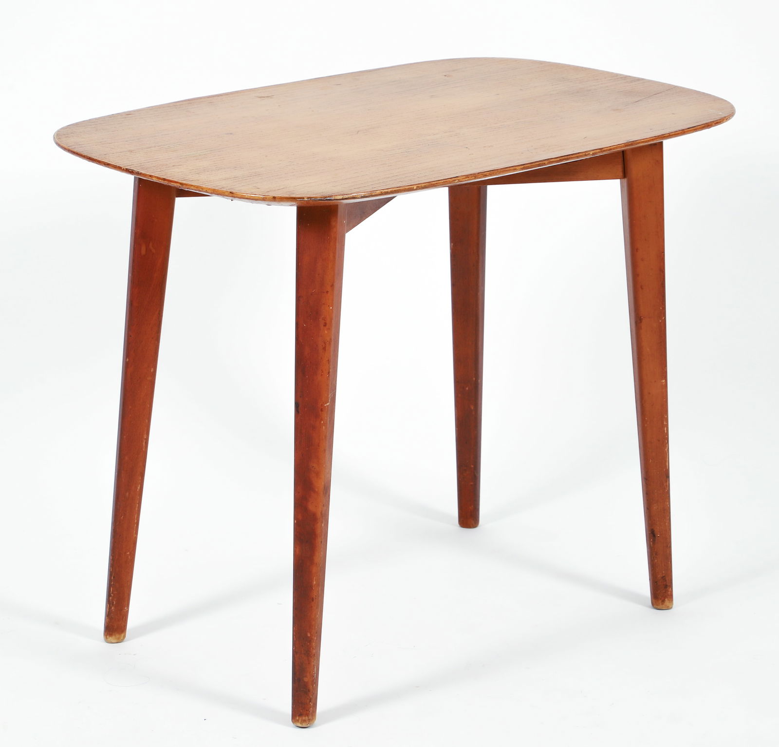 Elias Svedberg for Nordiska Kompaniet Side Table: Elias Svedberg for Nordiska Kompaniet side table, distributed in the USA by Knoll, model NK5, Swedish, Scandinavian modern, late 1940's. Apparently unmarked. 20.5 x 26 x 17.25 inches. In 1947, Knoll b