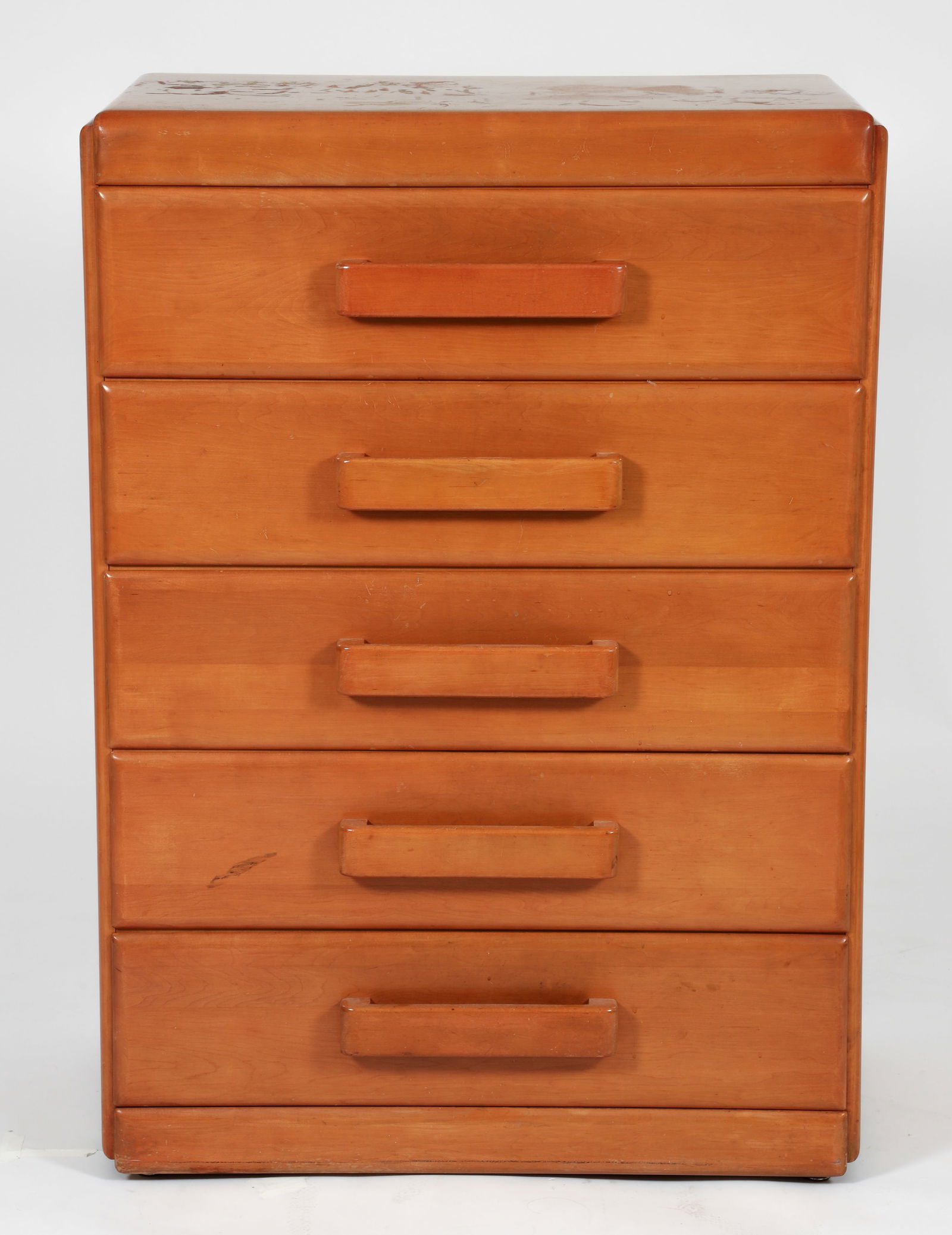 Russel Wright for Conant Ball Chest of Drawers 1930s or 1940s: Russel Wright for Conant Ball American Modern Chest of Drawers, Massachusetts, first designed in 1935. In blonde finish maple. Five drawers with elongated pulls. Conant Ball brand on drawer interior.