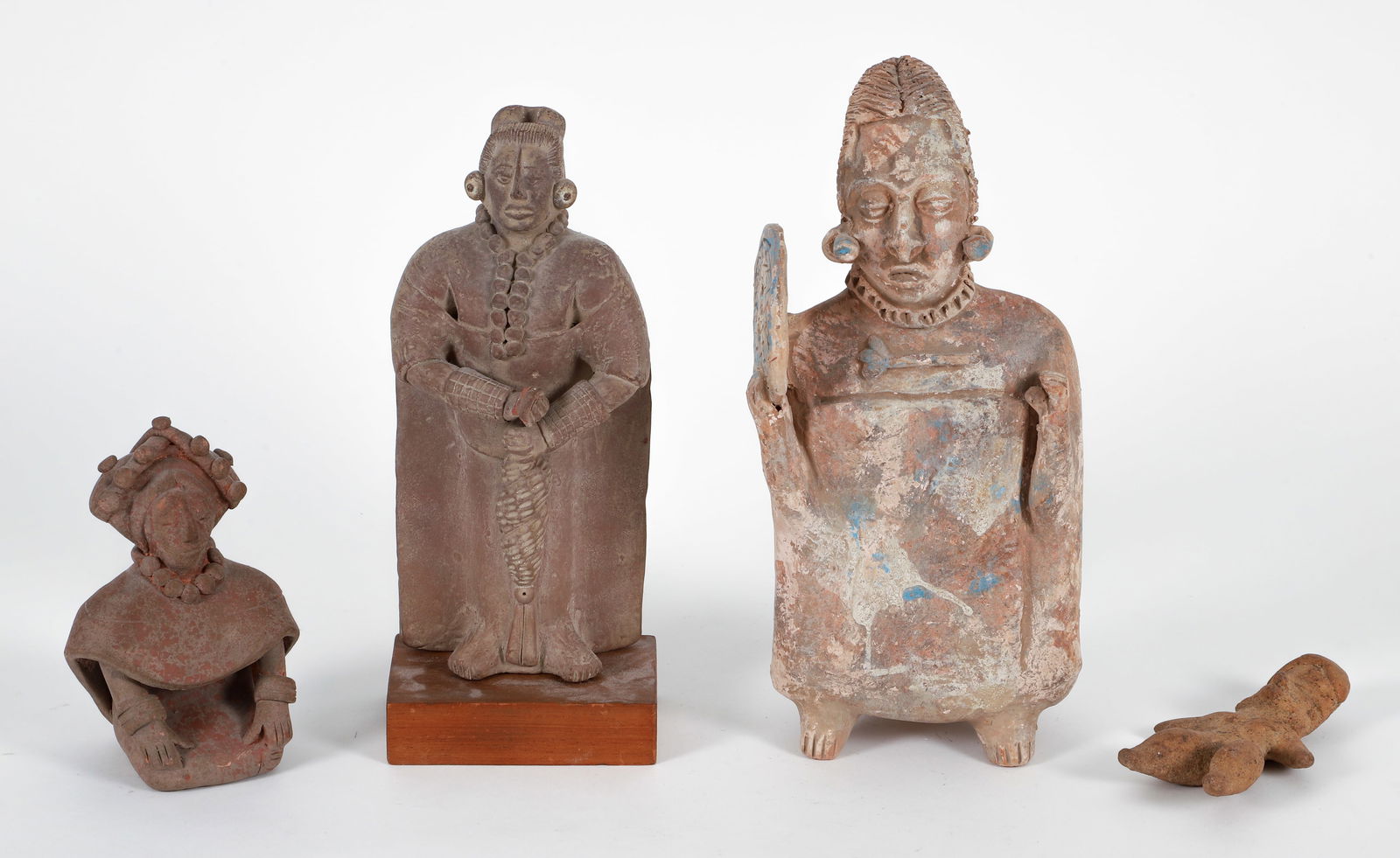 Collection of Pre-Columbian style modern Figures (1 of 9)