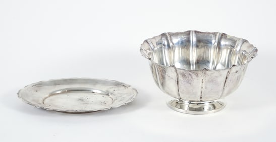 2 Scalloped Edge Sterling Silver Pieces, English & American