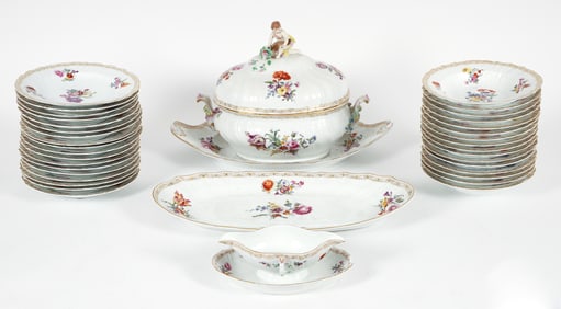 37 Piece KPM Berlin Porcelain Dinnerware Service