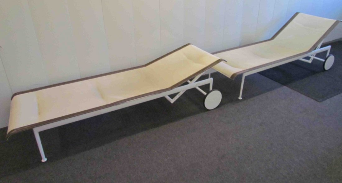 Pair of Richard Schultz aluminum and mesh Chaise L: Artist: Schultz, Richard Title: Pair Knoll powder coated aluminum and mesh chaise lounges. Medium: powder coated metal, webbed fabric Dimensions: 14 x 77 x 25.5 inches