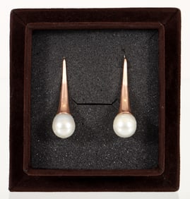 18K Cultured Pearl Earrings
