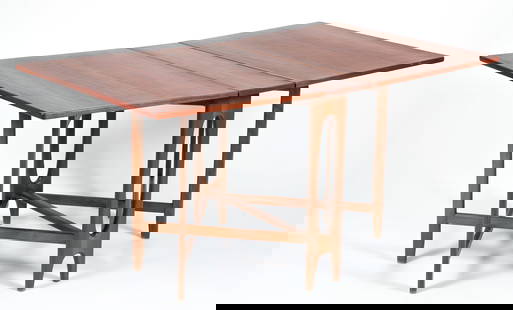 Bendt Winge Teak Drop Leaf Table: Bendt Winge for Kleppe Mobelfabrik gate leg drop leaf teak table, Norway, mid 20th century. Faint Made in Norway stamp to underside, opens up to 28.75 x 59 x 34.75 inches, attractive zig-zag leg desig