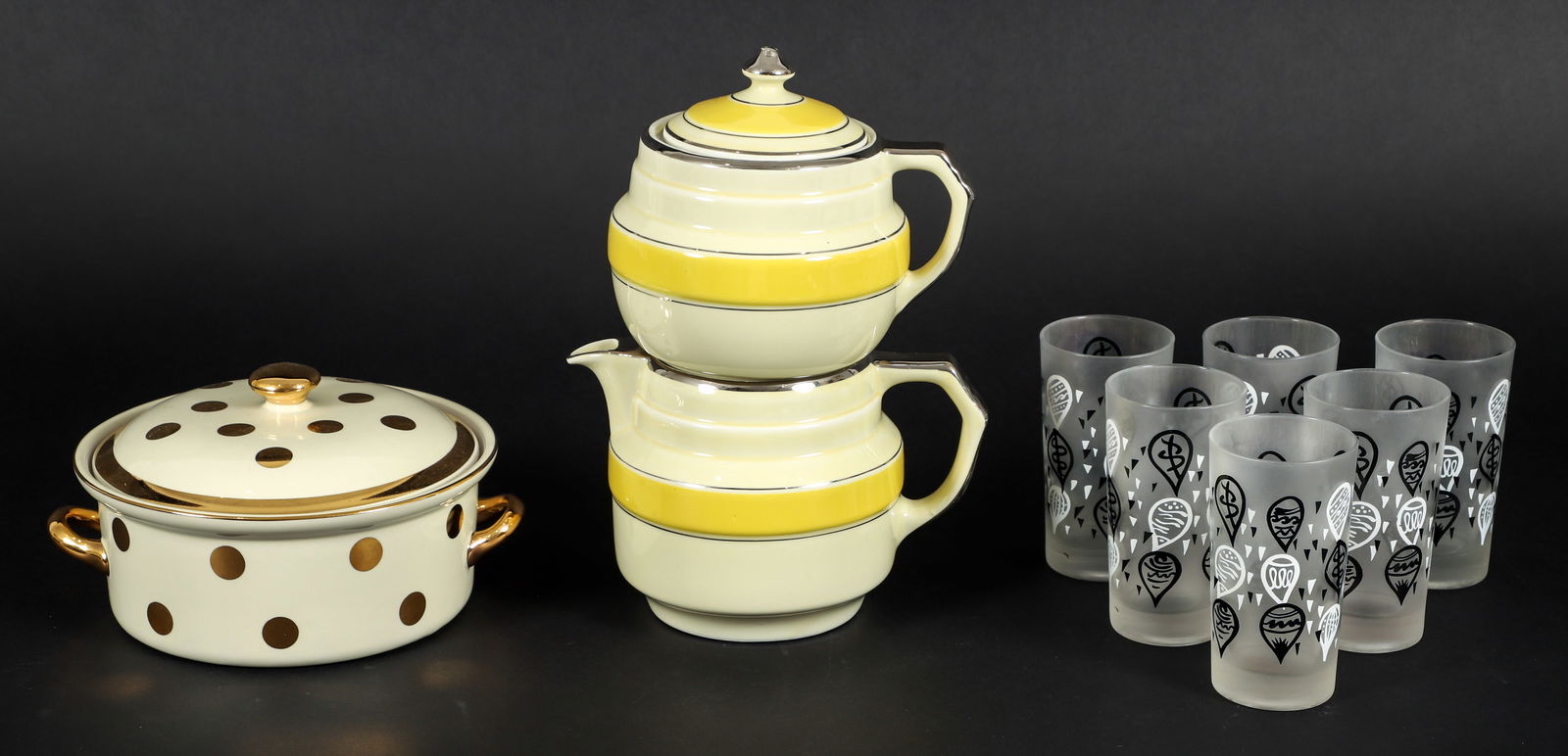 Hall China Coffee Pot, Casserole Dish, 6 MCM Glasses: Lot of 8 20th century pieces of kitchenware. Including: Hall China Company earthenware drip coffee maker, yellow, cream, and silver glaze, American, East Liverpool, Ohio, designed 1930s, Hall's stamp