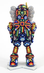 Chroma beaded sculpture Pinocchio Hand It
