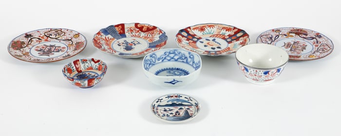 8 Pieces of Imari and Other, Bowls and Plates