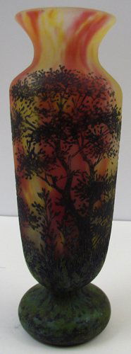 Fine Daum Nancy cameo Landscape vase: Artist: Nancy, Daum Title: Daum Nancy cameo glass vase with landscape scene Medium: glass Dimensions: 10.6 inches tall Signature: signed Daum Nancy on side with Cross of Lorraine