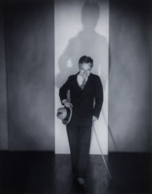 Edward Steichen 1925 photograph Charlie Chaplin, New York, 1925 printed 1982