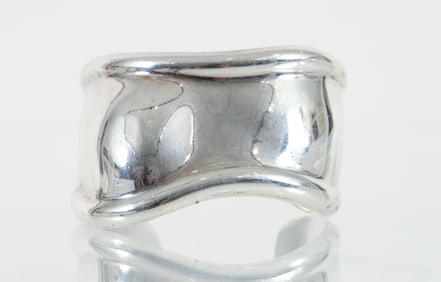 Elsa Peretti for Tiffany Sterling Silver Medium Bone Cuff