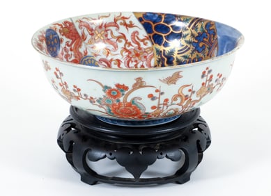 Antique Handpainted Chinese Bowl with Presentation Stand