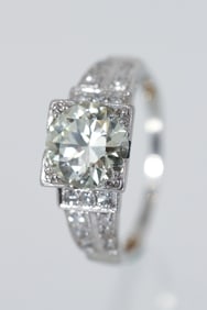 Art Deco Diamond and Platinum Engagement Ring 1.75ct Center Stone