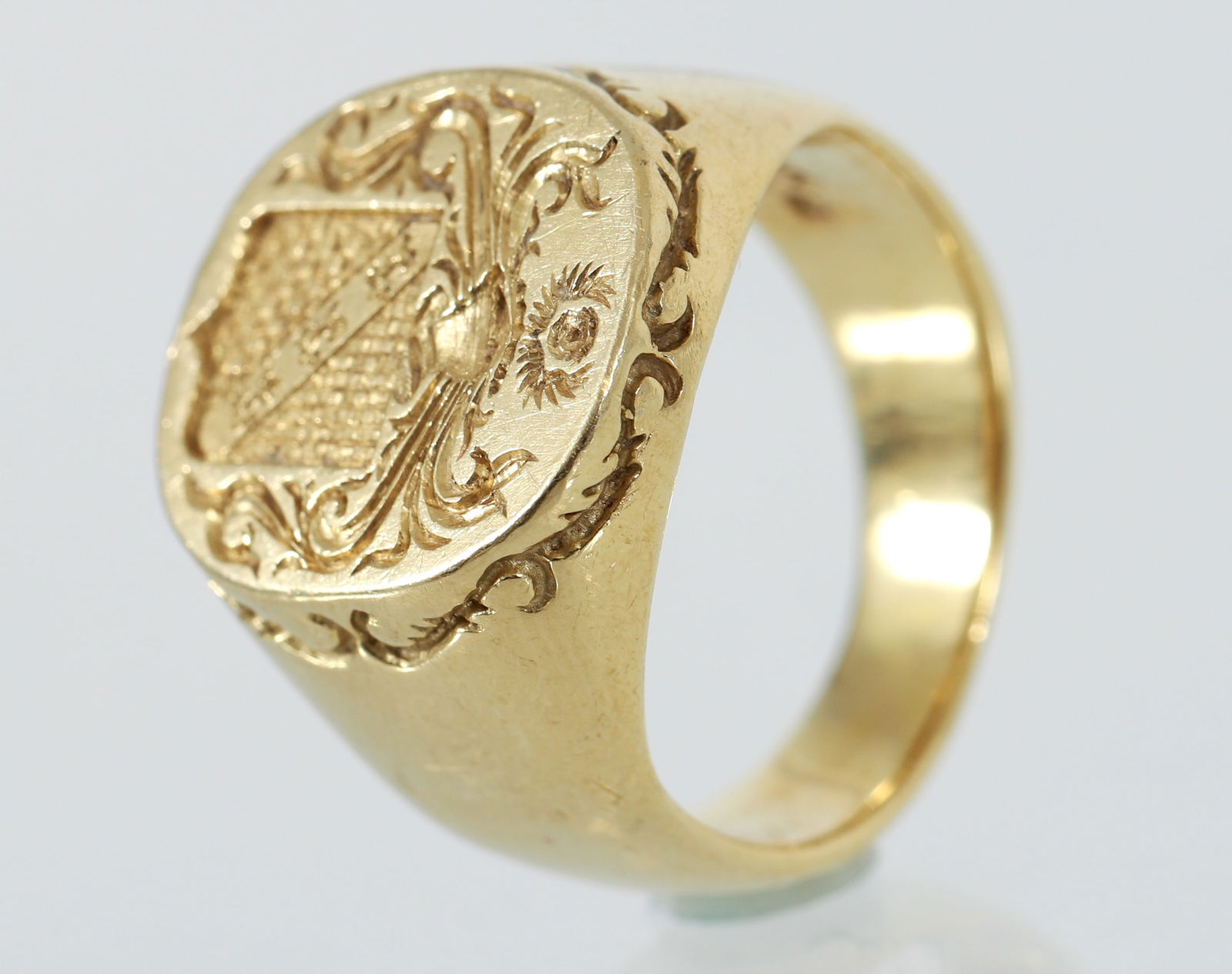 18k Yellow Gold Signet Ring (1 of 5)