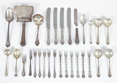 30 Pieces of American Sterling Silver Flatware
