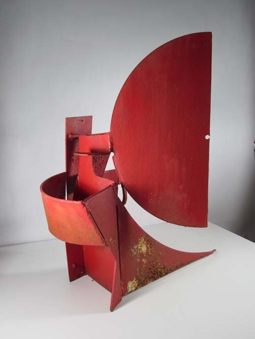 Charles Jackson Outdoor Welded Steel Sculpture: Artist: Jackson, Charles Title: Abstract Steel Sculpture Medium: painted and welded steel Dimensions: 28 x 28 x 17 inches Signature: apparently unsigned Provenance: Michael Chirigos, Pitts
