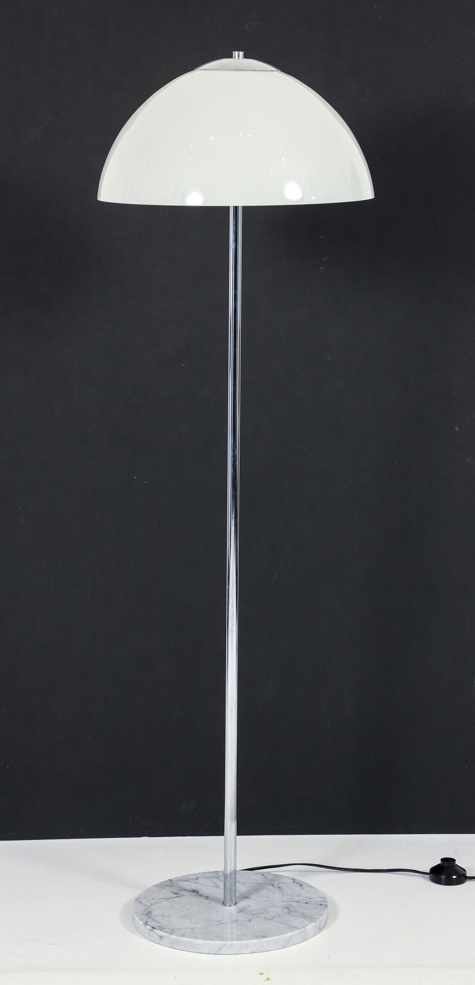 Marble and Glass Mid 20th Century Italian Floor Lamp (1 of 3)