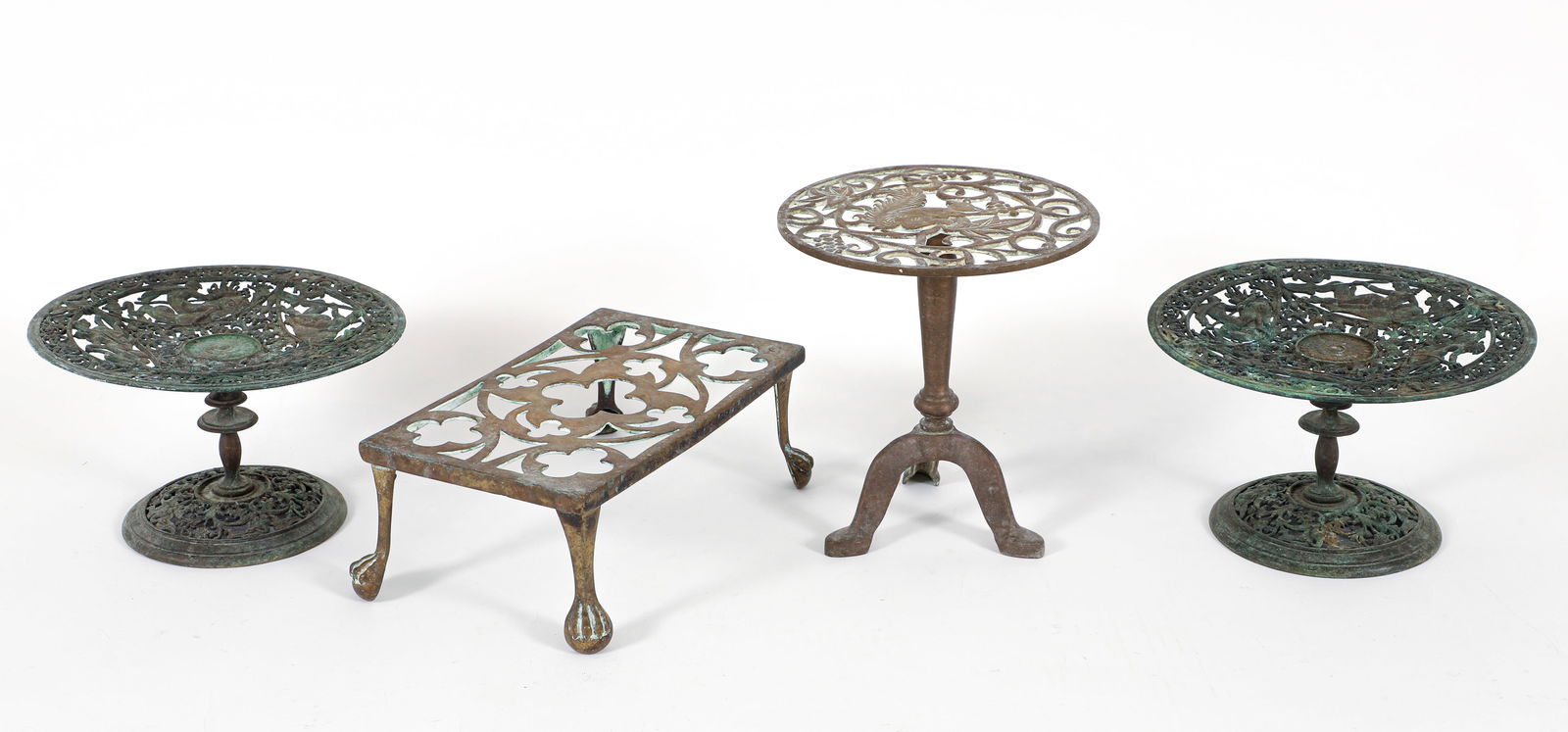 Pair of Bronze Tazzas Together with 2 Stands (1 of 4)