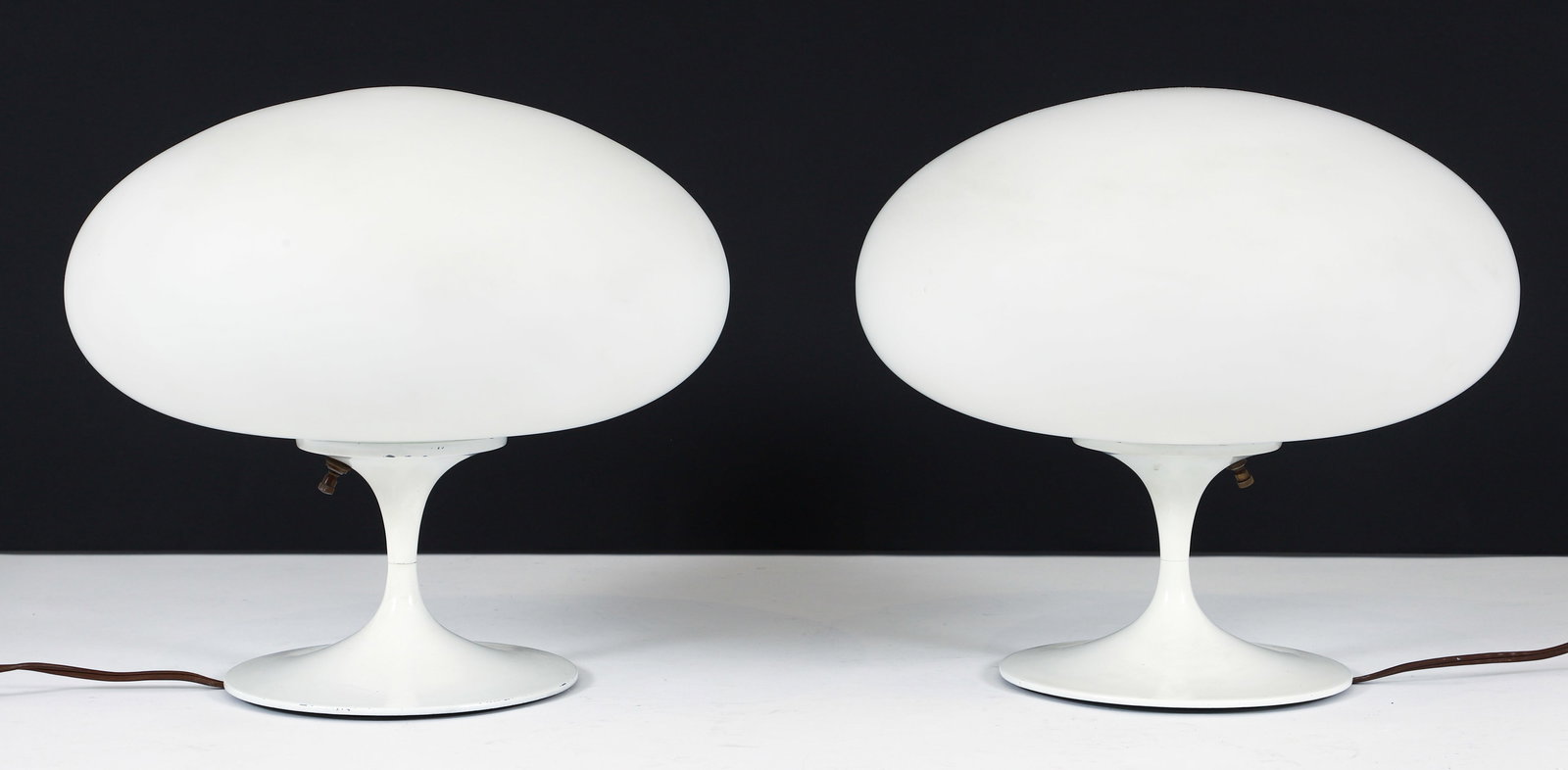 Pair of Bill Curry for Laurel Mushroom Table Lamps (1 of 6)