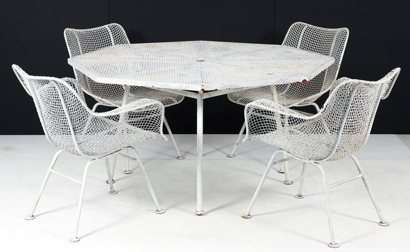 Russell Woodard Sculptura 5 Piece Patio Set (1 of 9)