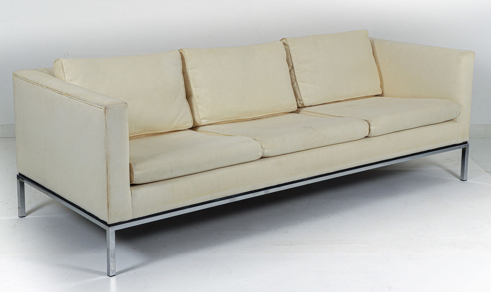 Charles Pfister for Knoll International Custom Sofa (1 of 4)