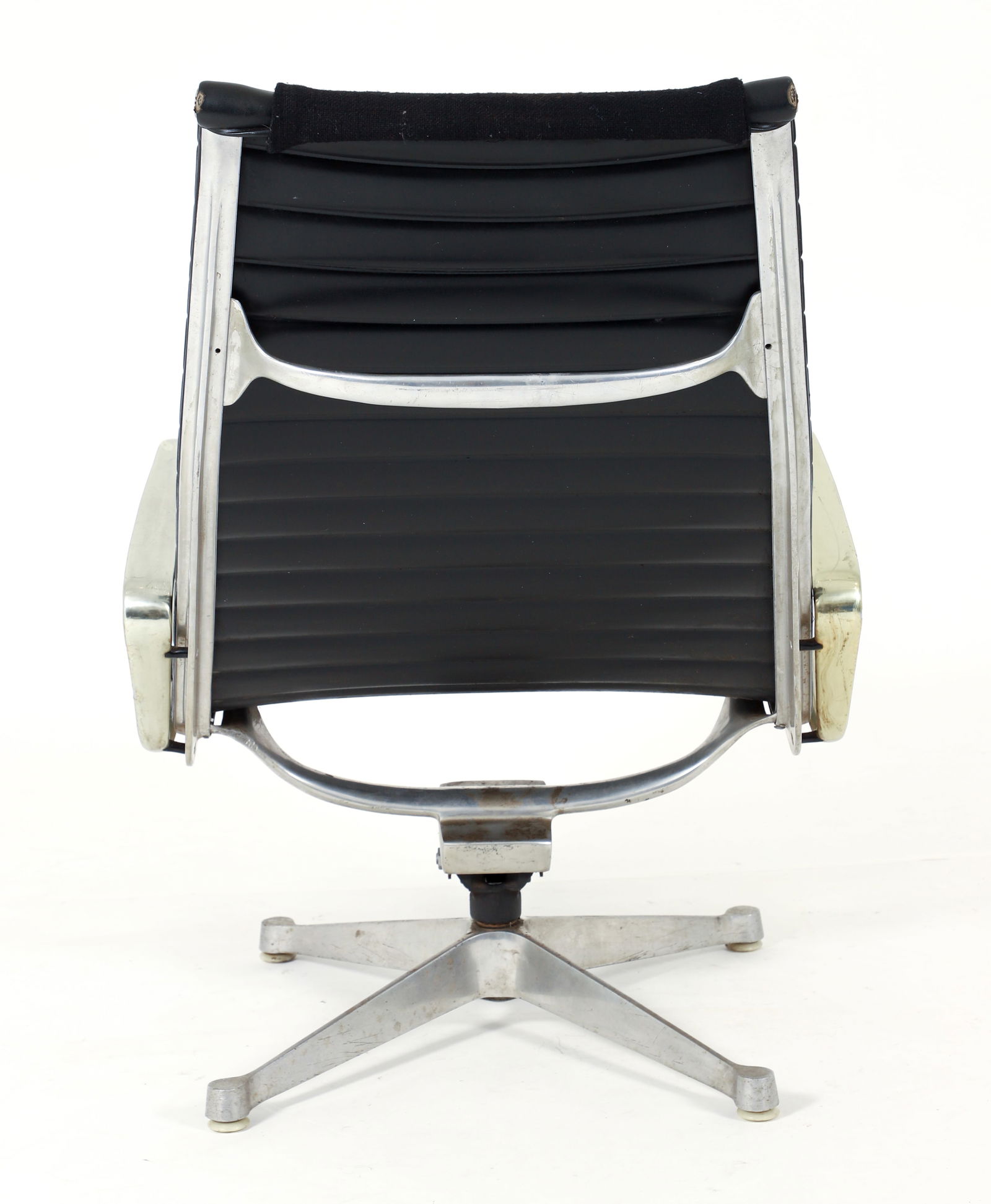 Eames for Herman Miller 1st Gen. Aluminum Group Chair - 4