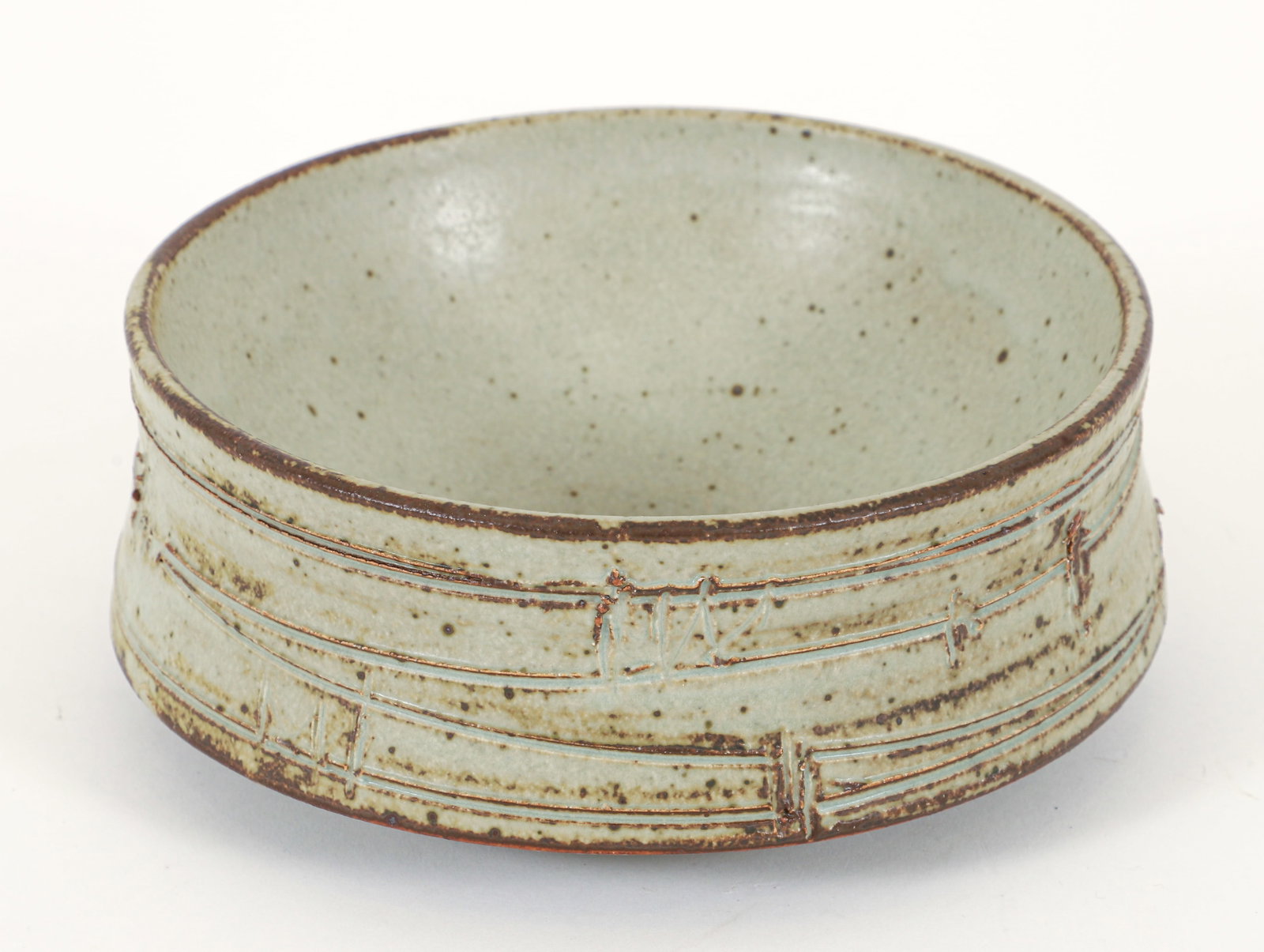 Warren Mackenzie Stoneware Drop-Rim Bowl (1 of 5)