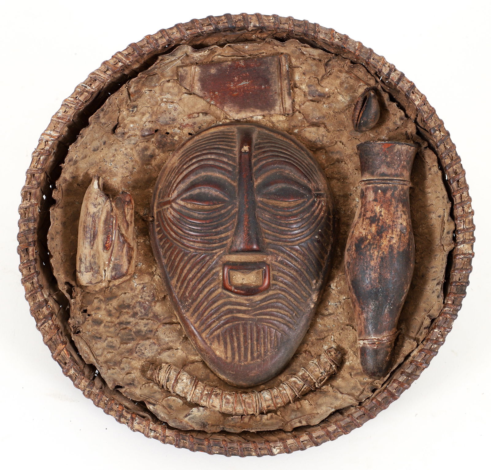 2 Pende Divination Instruments Together with a Basket - 4